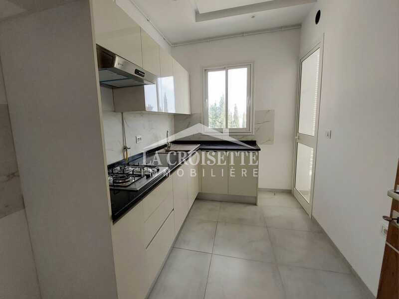 Appartement S+2 à La Soukra